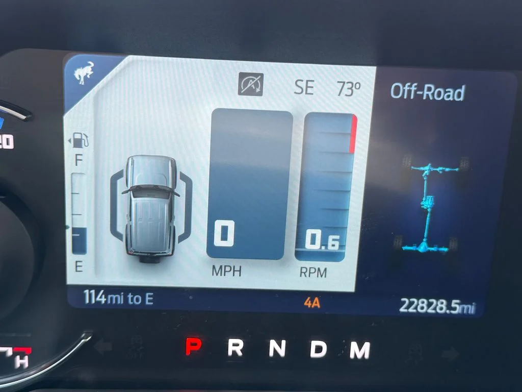 Used 2024 Gray Ford Wildtrak image 16