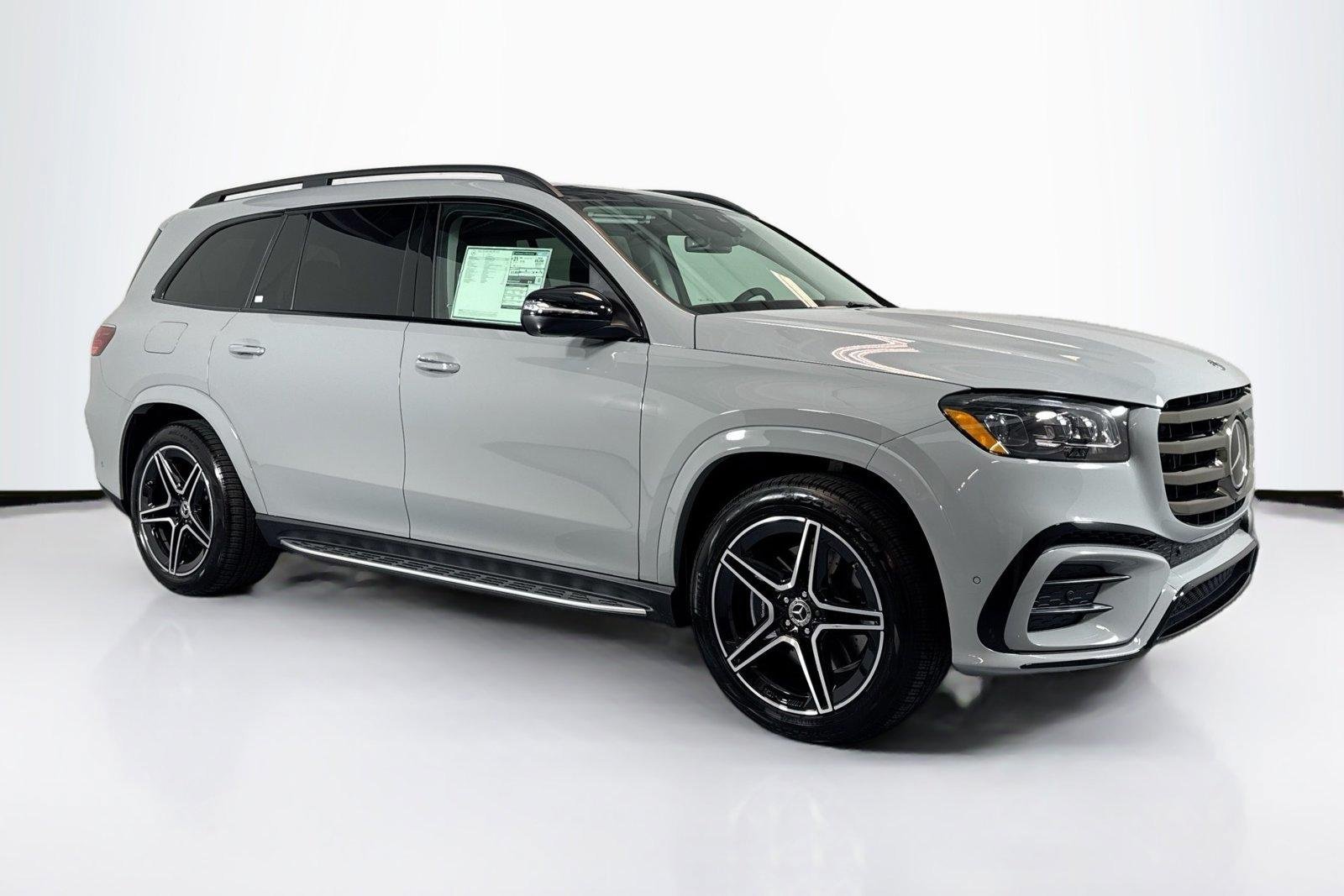 New 2026 Manufaktur Alpine Grey Mercedes-Benz GLS 450 image 3