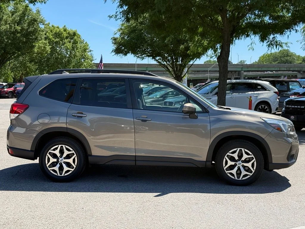Used 2021 Brown Subaru Premium image 9