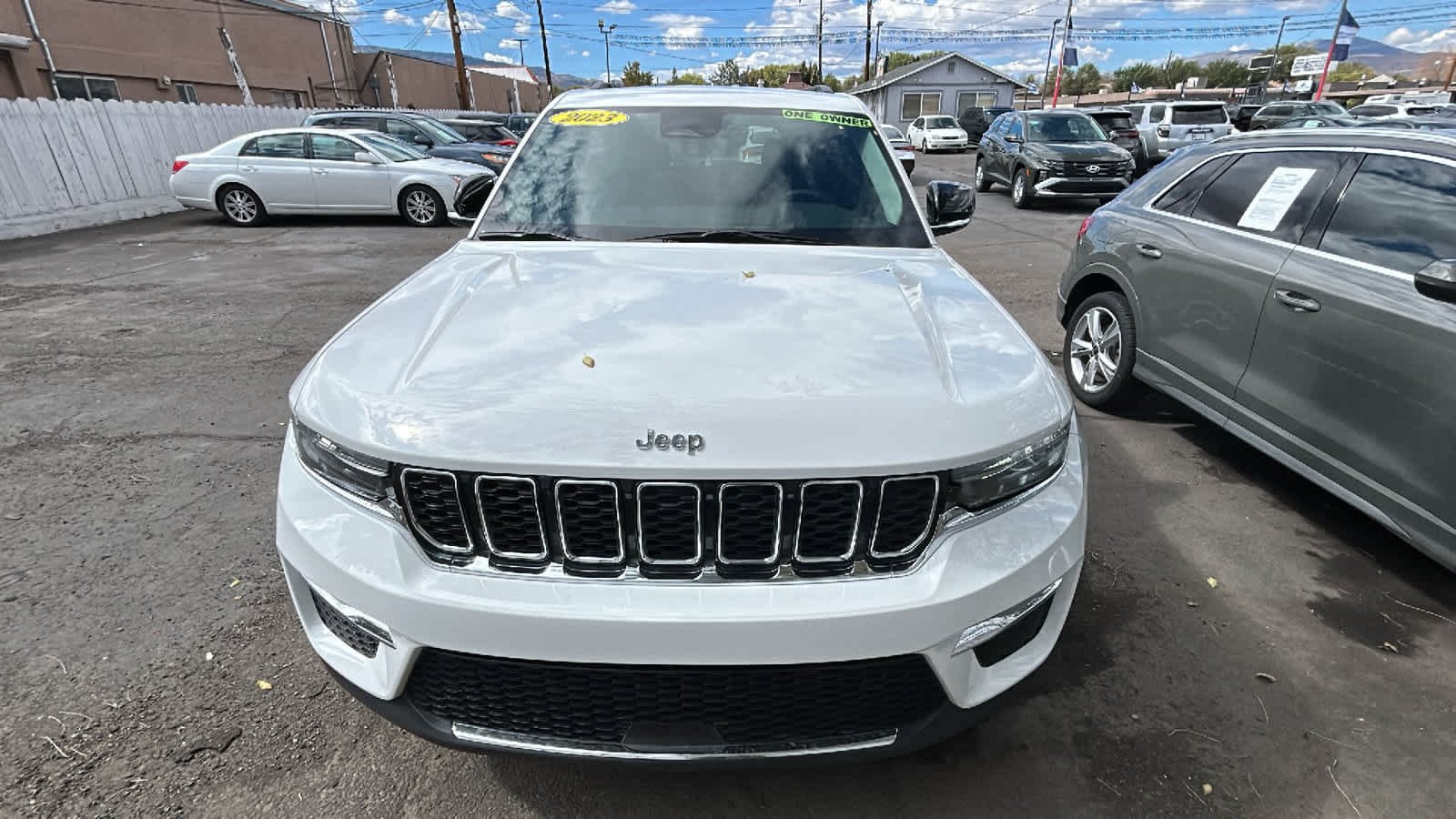 Used 2023 Bright White Clearcoat Jeep Limited image 2