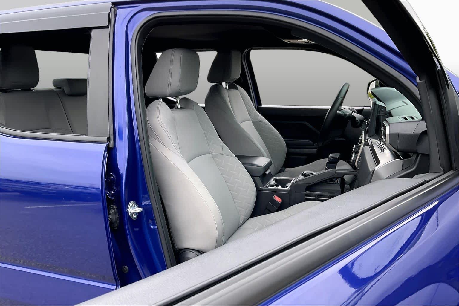 Used 2025 Blue Crush Metallic Toyota SR5 image 8