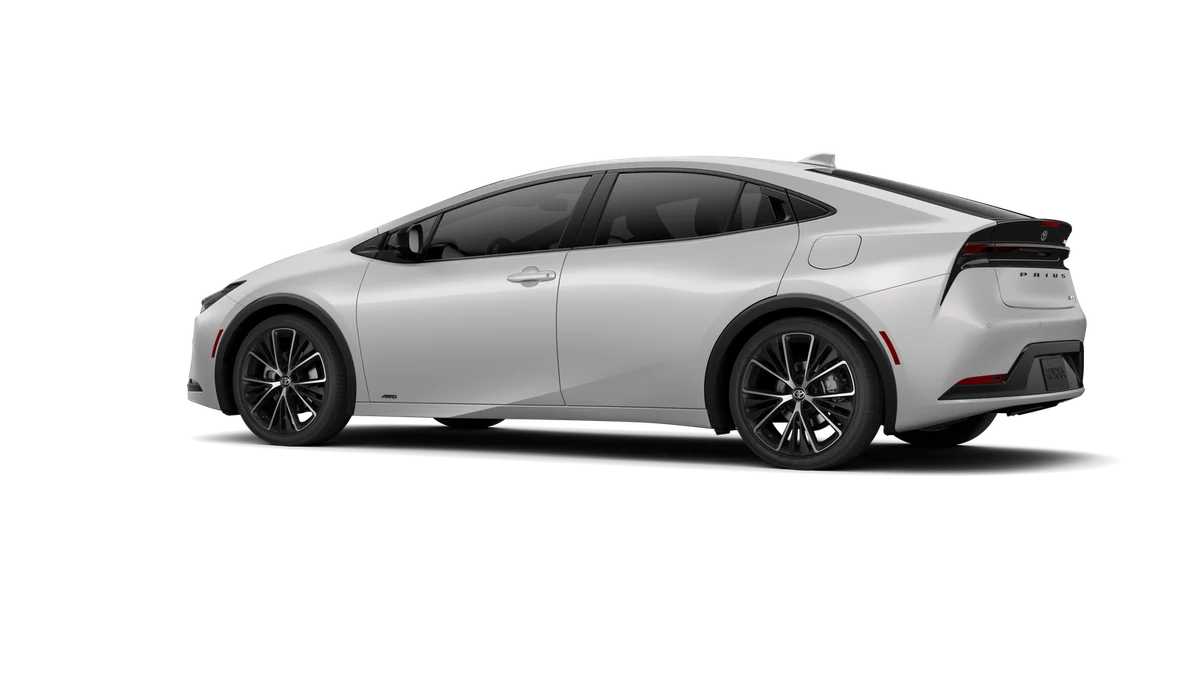 New 2026 Cutting Edge Toyota XLE AWD image 33