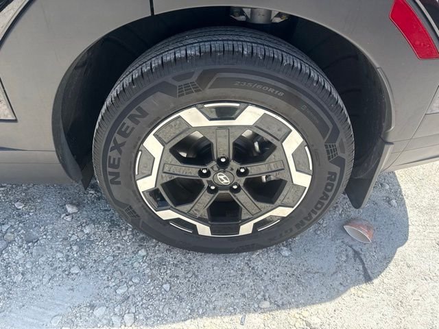 Used 2026 Black Hyundai SE image 11