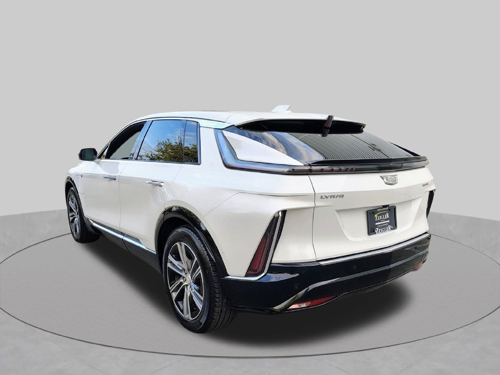 Used 2024 Crystal White Tricoat Cadillac Luxury 1 image 7