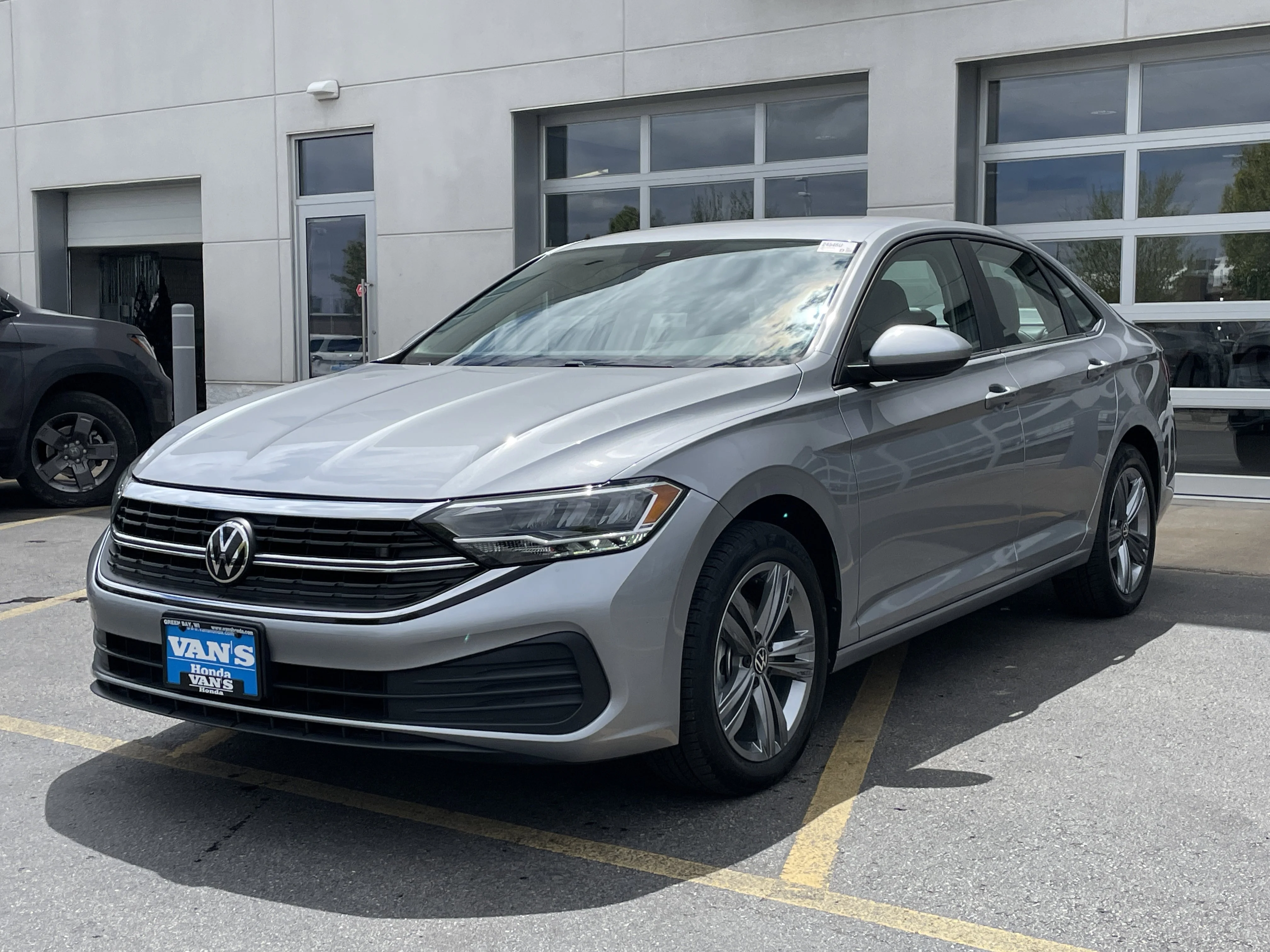 2024 Volkswagen Jetta SE - Photo 3