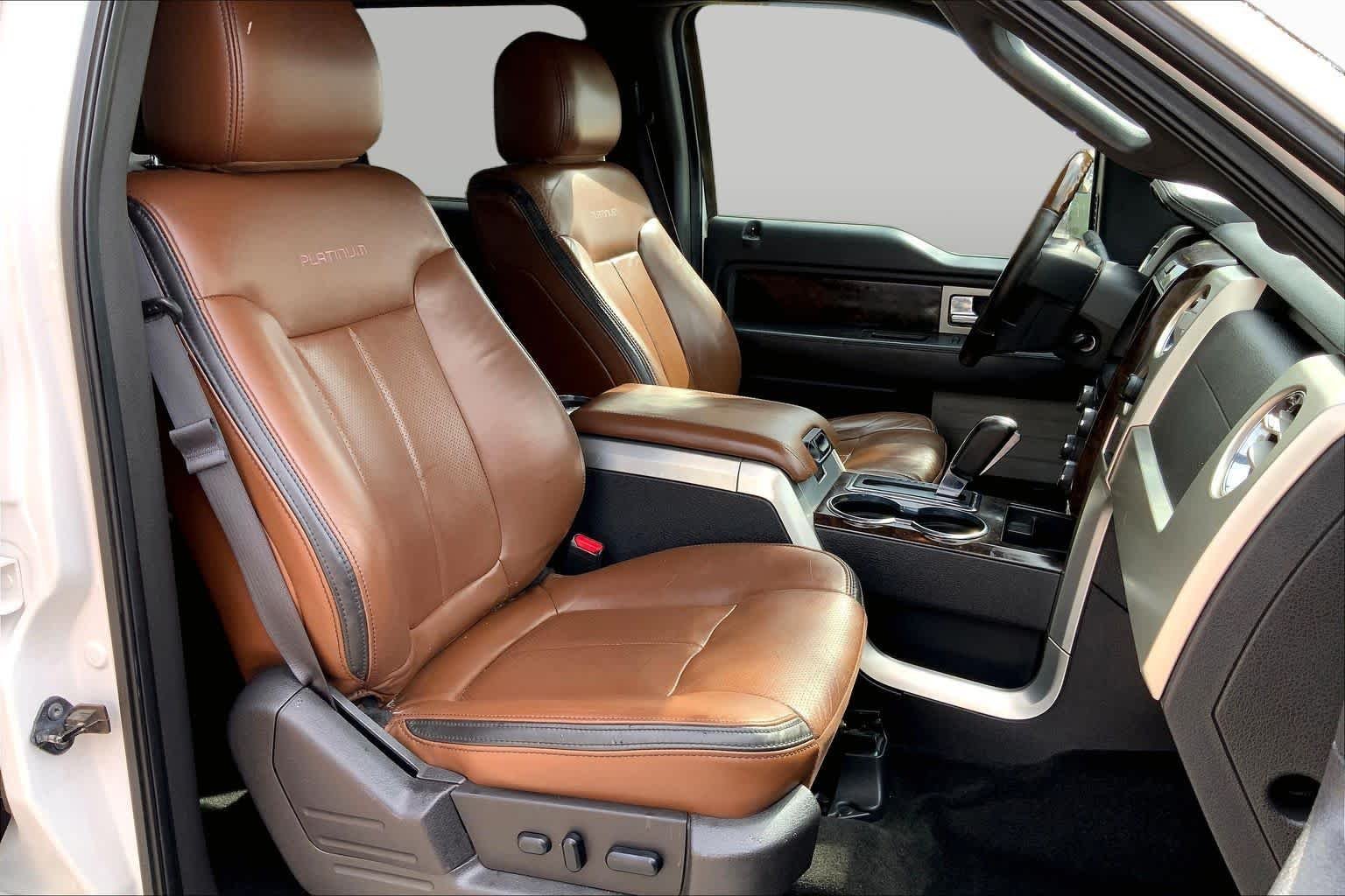 Used 2013 White Platinum Metallic Tri-Coat Ford Platinum image 8