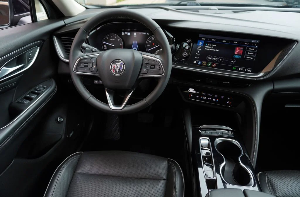 Used 2021 Blue Buick Essence image 14