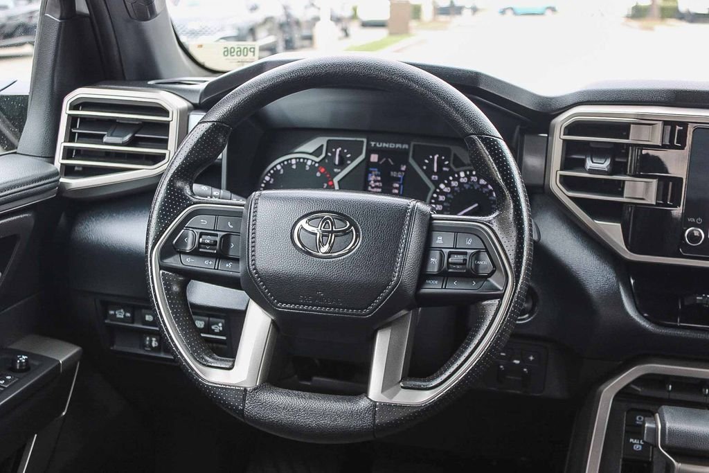 2025 Toyota Tundra SR5 - Photo 16