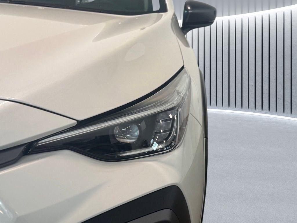 Used 2025 White Subaru Limited image 16