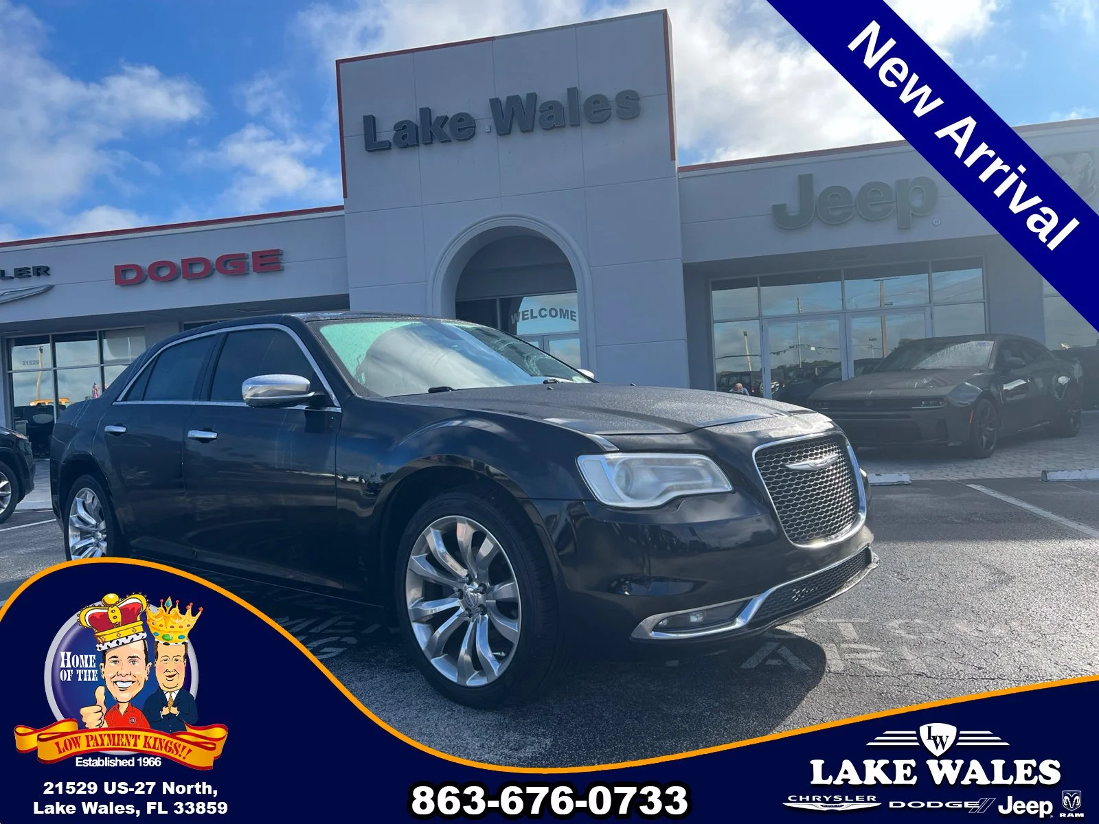 Used 2019 Black Chrysler Limited image 1