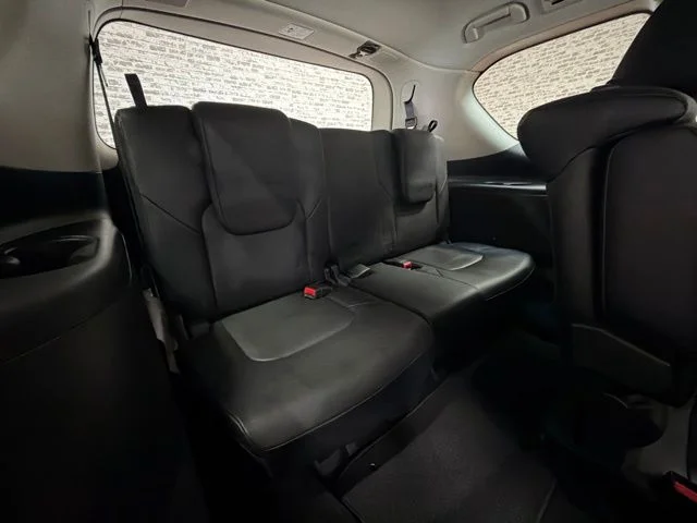 Used 2023 Super Black Nissan SL image 15