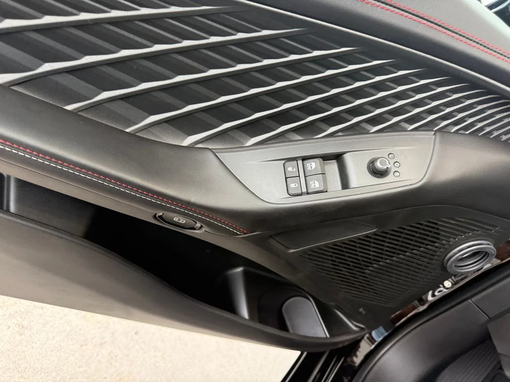New 2026 Diamond Black Crystal Pearlcoat Dodge Scat Pack image 7