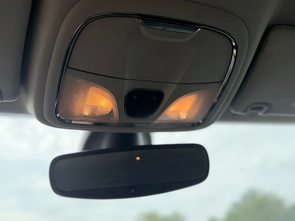 Used 2019 Gray Jeep Limited image 29