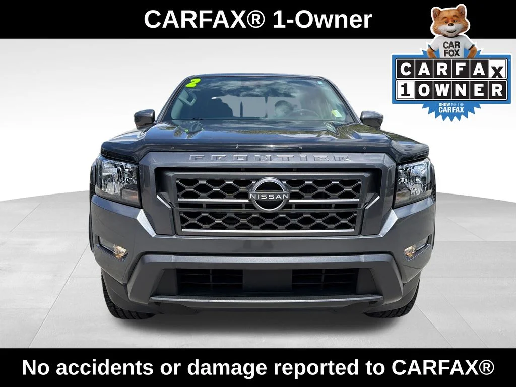2022 Nissan Frontier SV - Photo 2