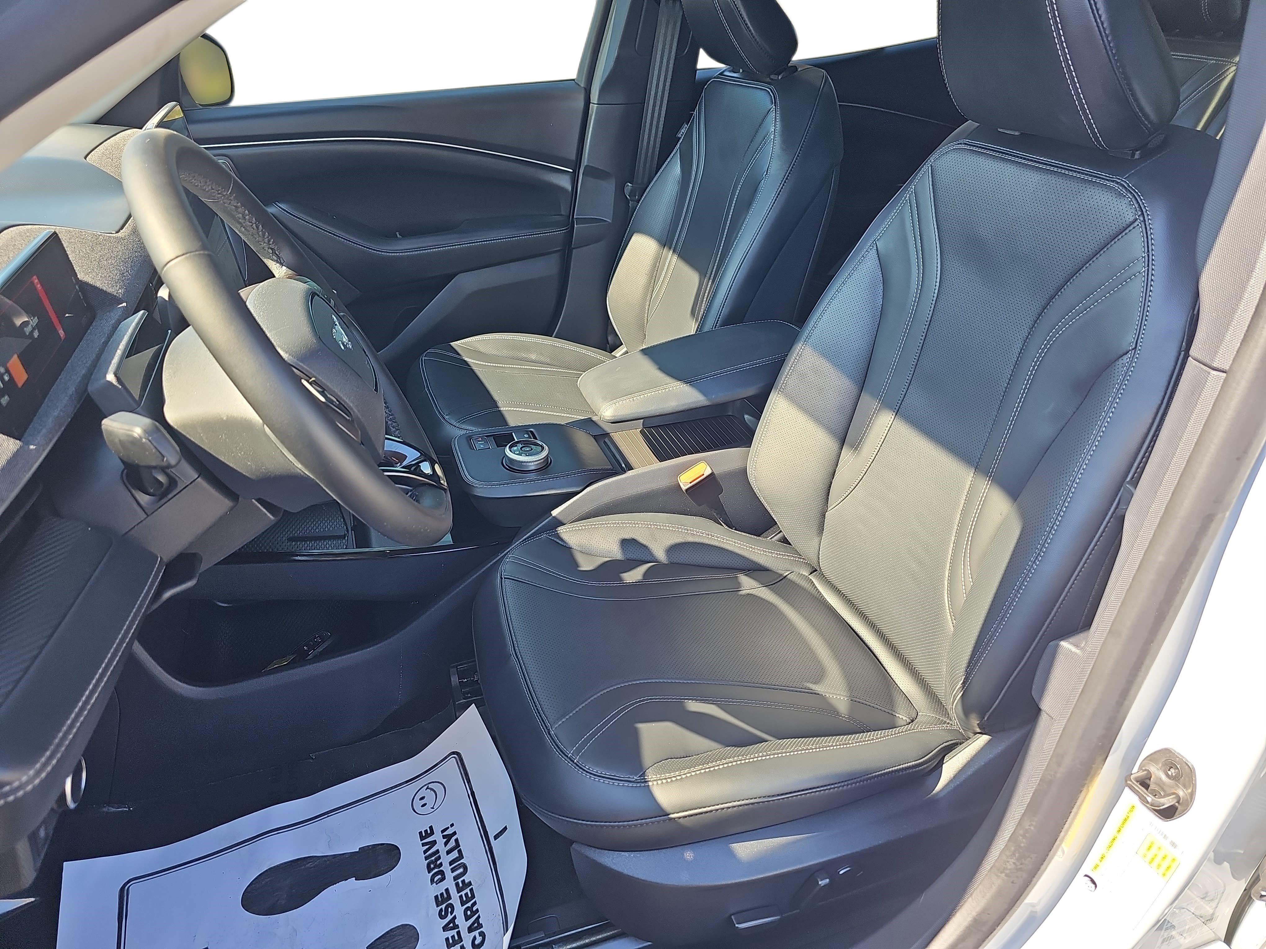 Used 2023 White Metallic Ford Premium image 11