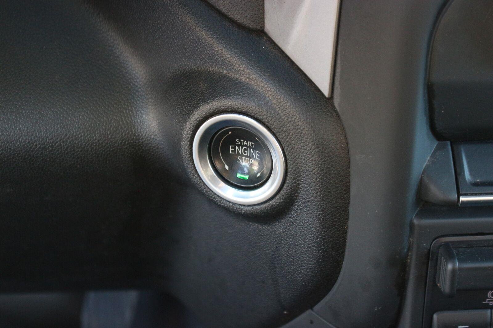 Used 2025 Summit White Chevrolet WT image 29