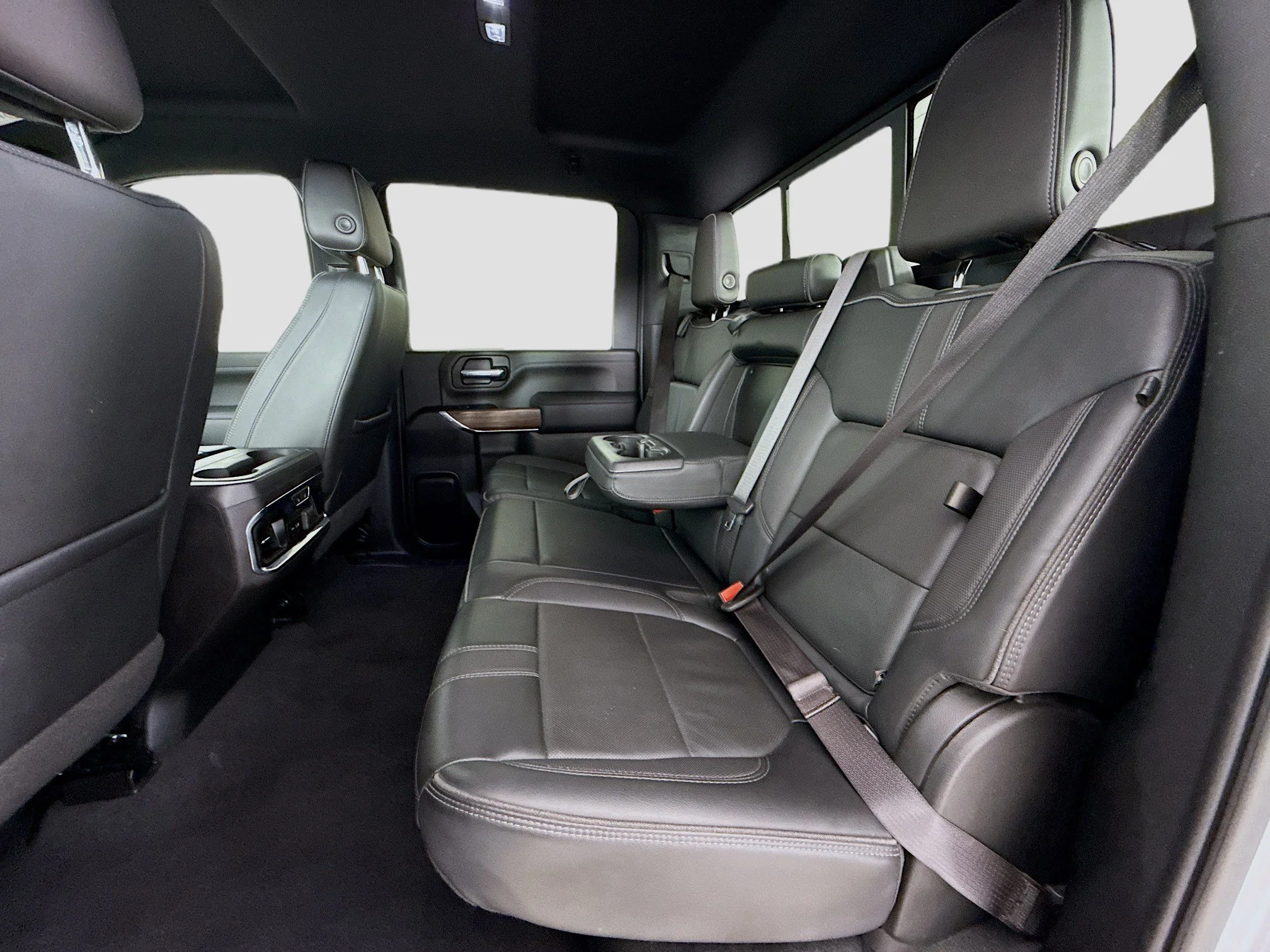 Used 2023 Iridescent Pearl Tricoat Chevrolet High Country image 27