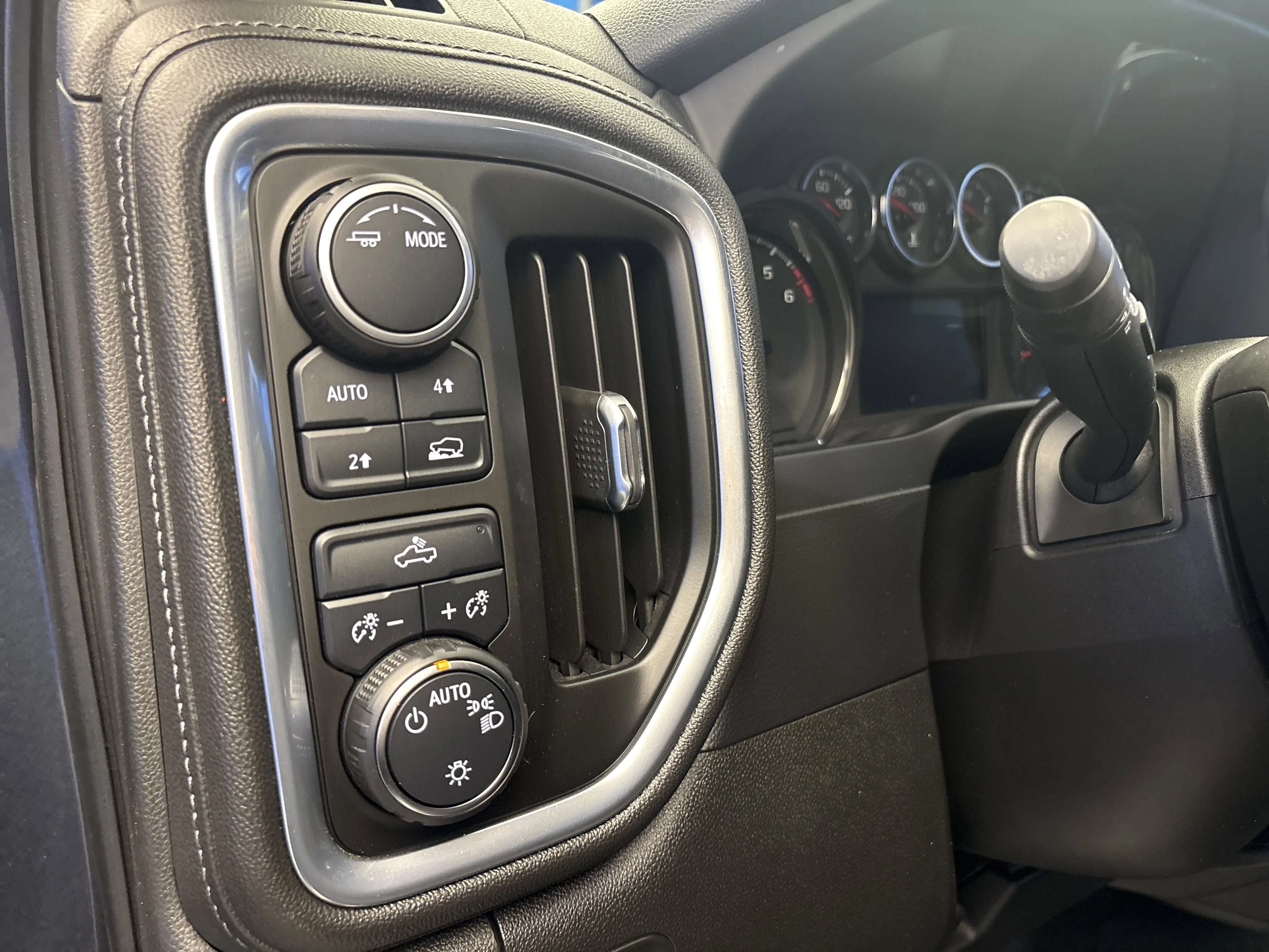 Used 2021 Shadow Gray Metallic Chevrolet LT image 14