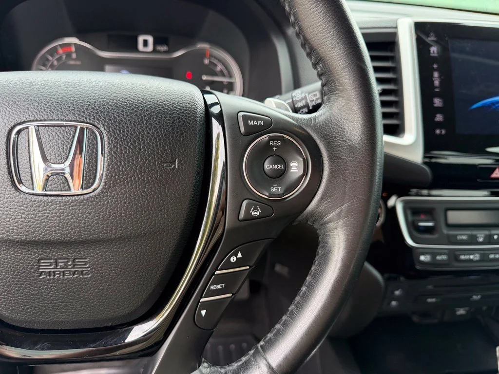 Used 2018 Crystal Black Pearl Honda Elite image 20