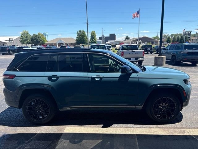 New 2026 Steel Blue Exterior Paint Jeep Summit image 7