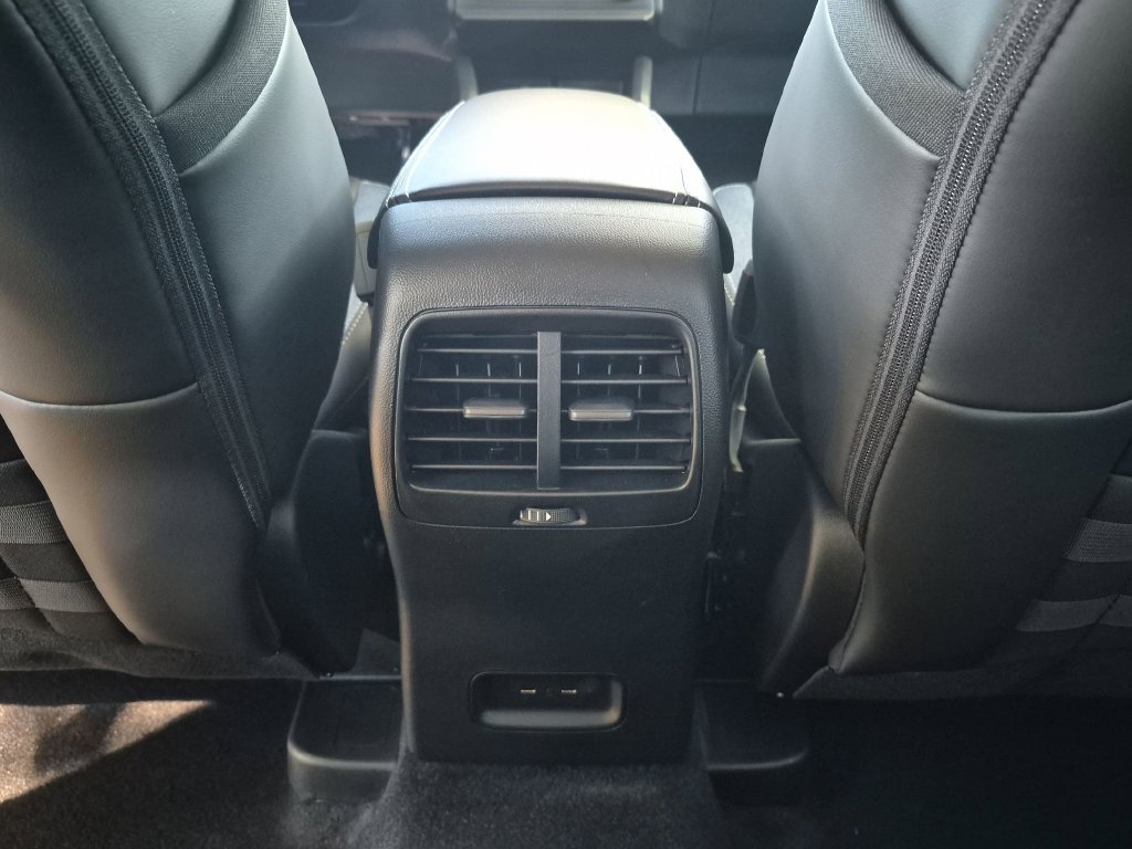 New 2026 Space White Metallic Ford Outer Banks® image 37