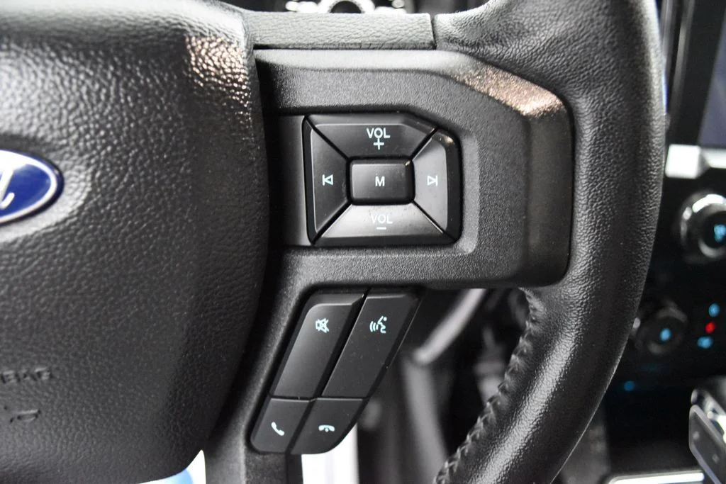 Used 2020 Black Ford XLT image 8