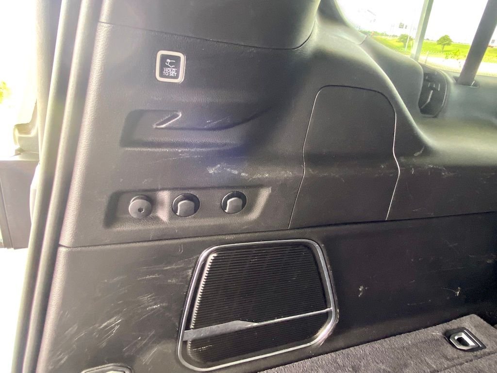 Used 2025 White Jeep Series II image 23