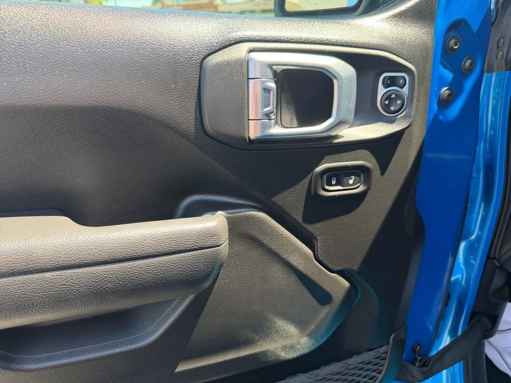 Used 2026 Blue Jeep Sport S image 11