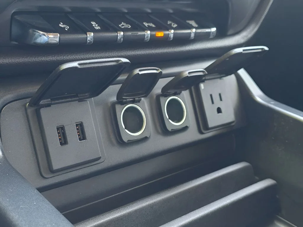 Used 2019 Blue Chevrolet LTZ image 25
