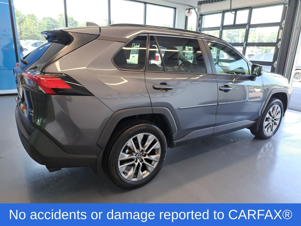 Used 2024 Gray Toyota XLE Premium image 6