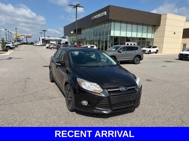 Used 2014 Ford Focus SE with VIN 1FADP3F29EL205285 for sale in Oak Lawn, IL