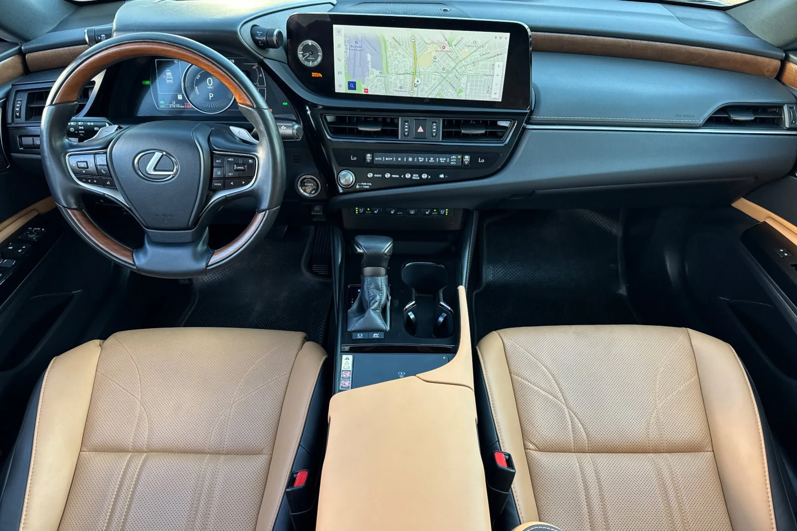 Certified Used 2025 White Pearl Lexus 300h Luxury image 10