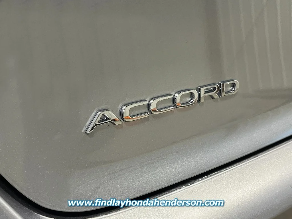 New 2026 Solar Silver Metallic Honda SE image 6