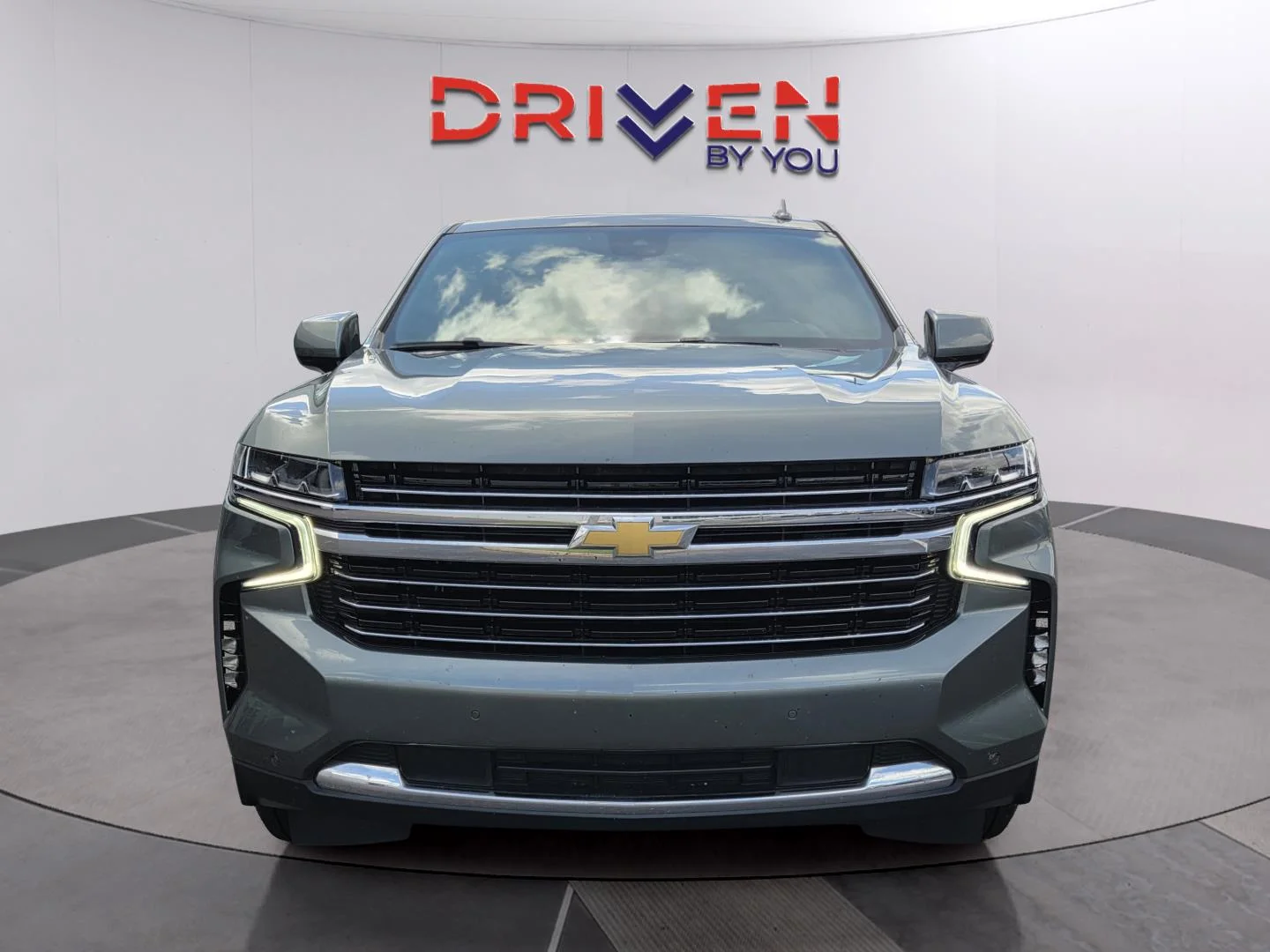 Used 2024 Silver Sage Metallic Chevrolet LT image 8
