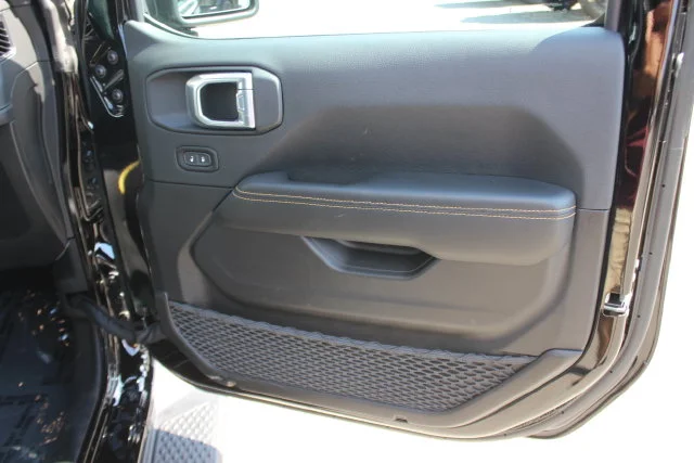 Used 2024 Black Jeep Sport S image 32