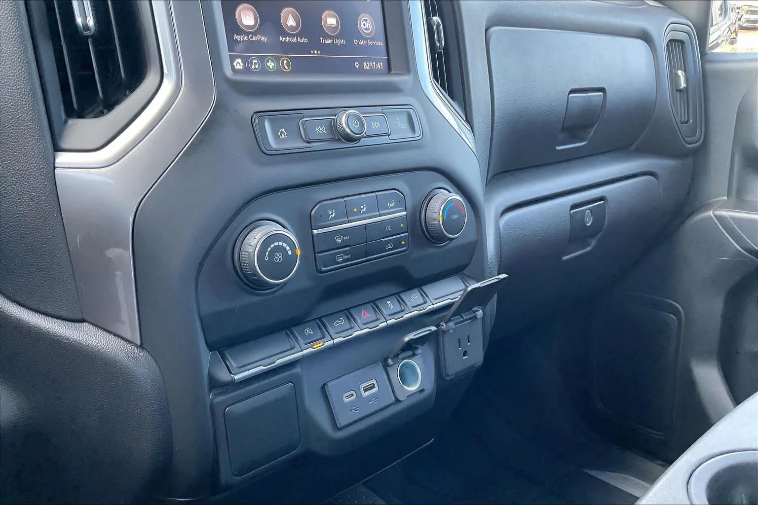 Used 2022 Black Chevrolet Custom image 32