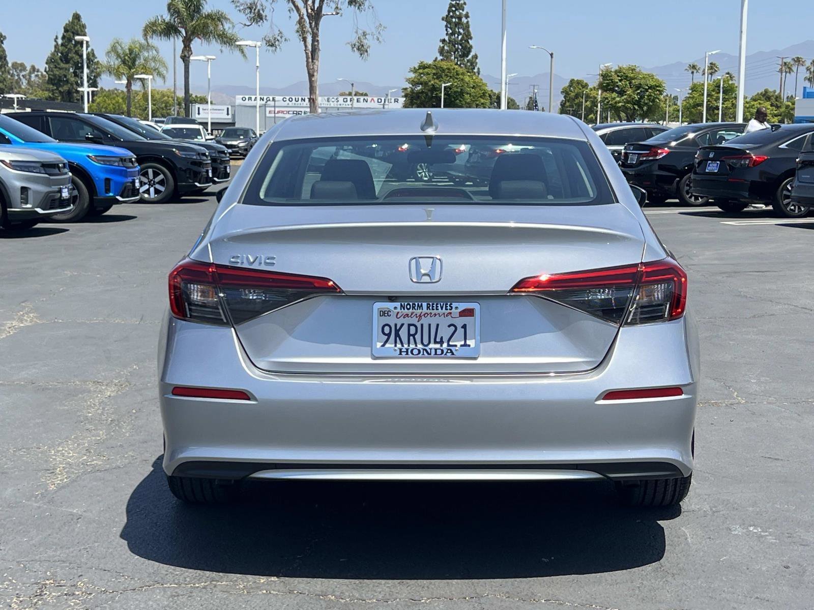 Certified Used 2024 Lunar Silver Metallic Honda EX image 23