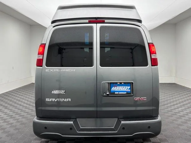 New 2026 Quicksilver Metallic GMC Explorer Limited SE image 9