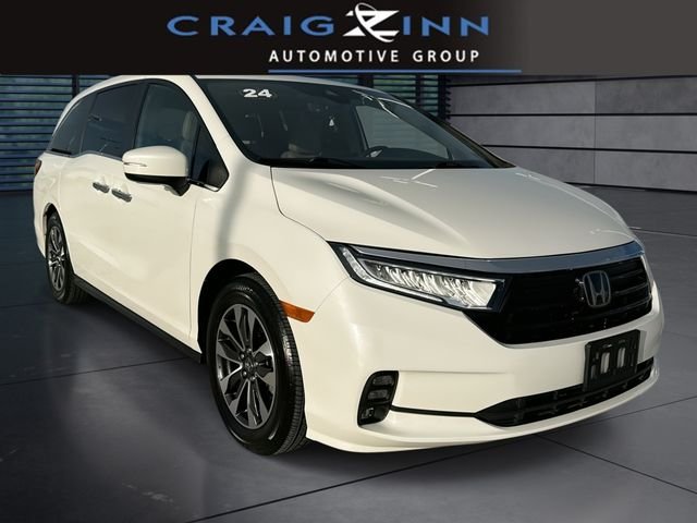 Used 2023  Honda EX-L image 1
