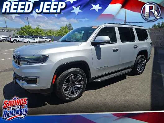 2022 Jeep Wagoneer Series III's photo