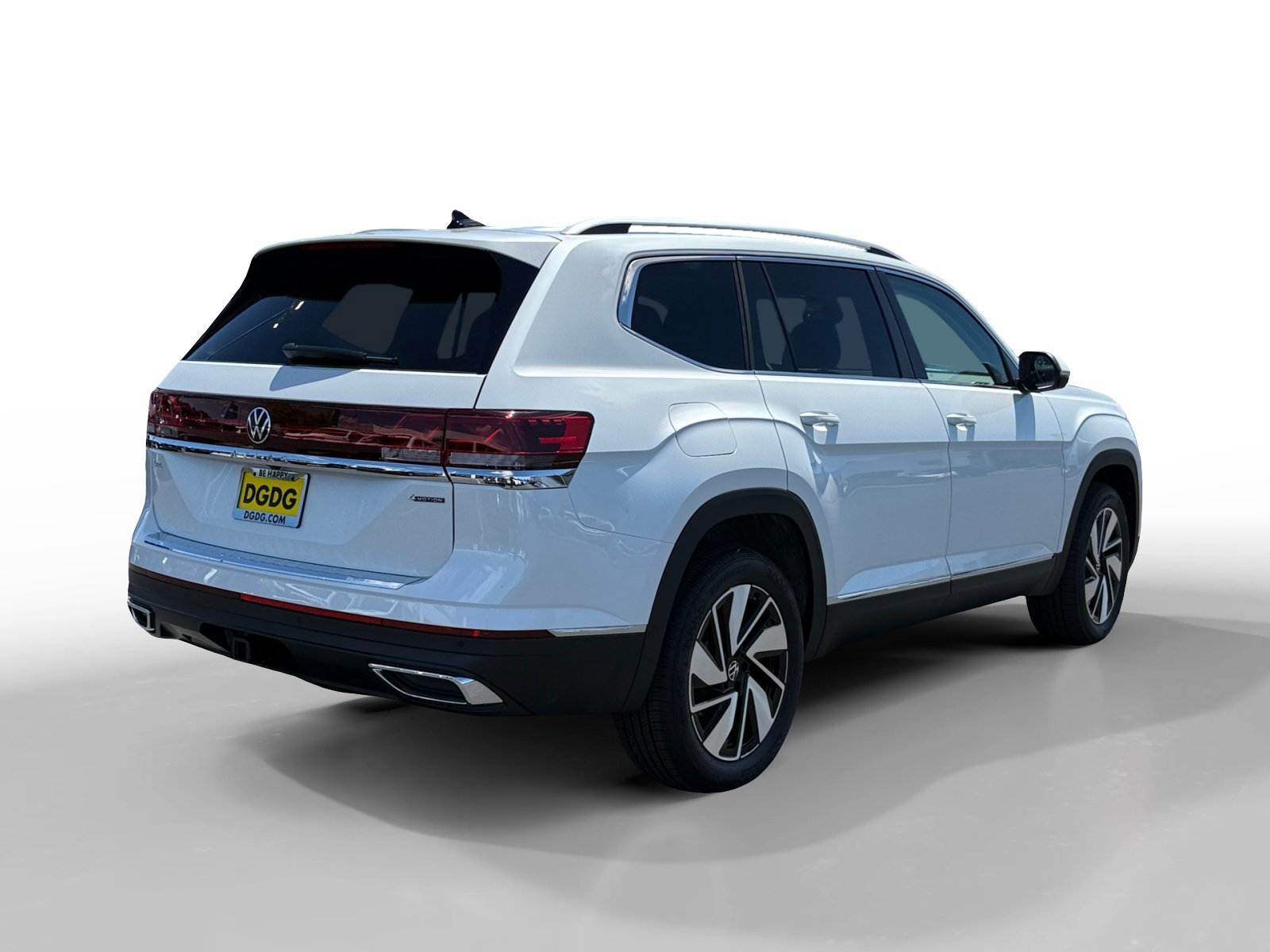 New 2026 Opal White Pearl Volkswagen 2.0T SEL image 5