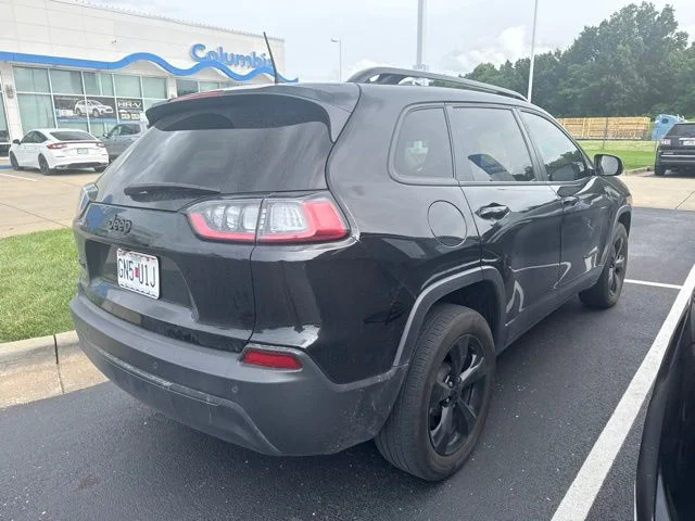 Used 2021 Black Jeep Latitude Plus image 4