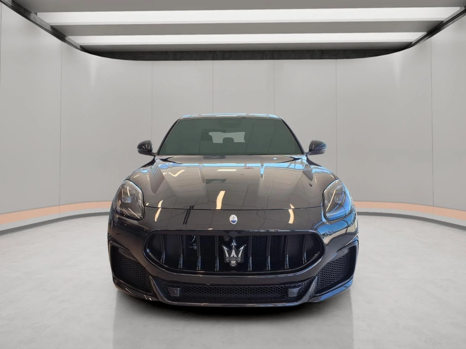 New 2026 NERO-TEMPESTA Maserati Trofeo image 2