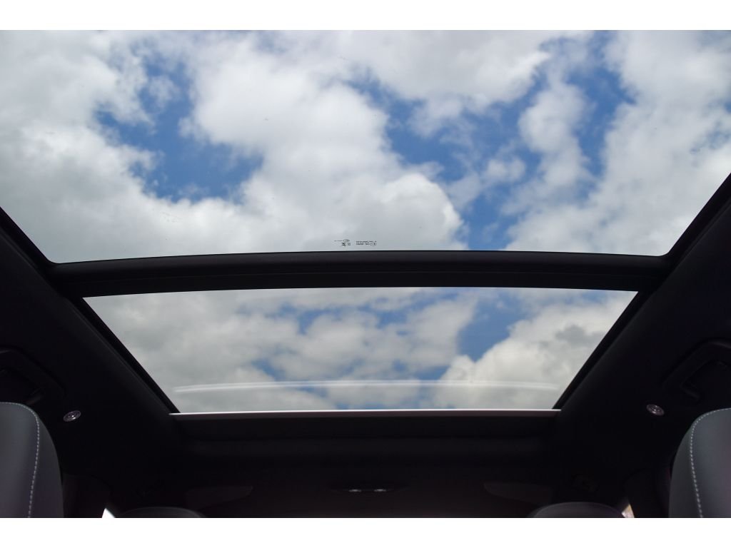 Used 2025 Gry Audi Premium Plus image 14