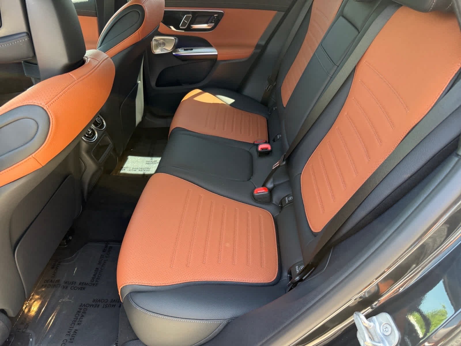 New 2026 Graphite Grey Metallic Mercedes-Benz GLC 300 image 11