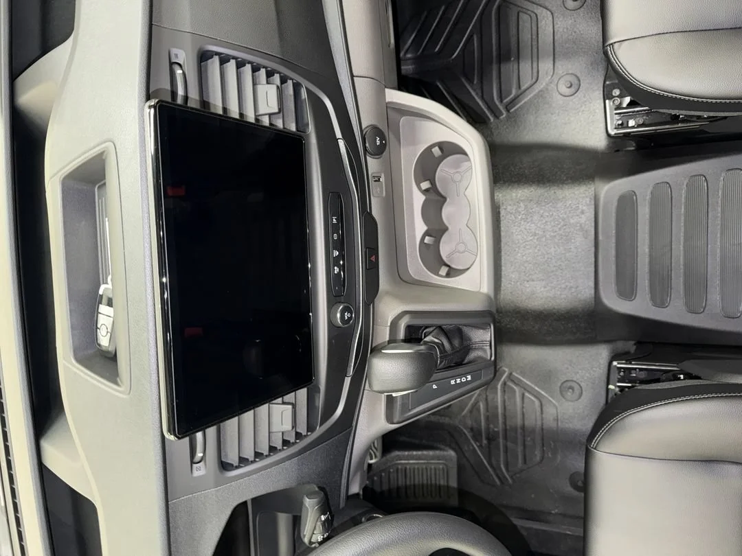 New 2026 Oxford White Ford Cargo Van image 20