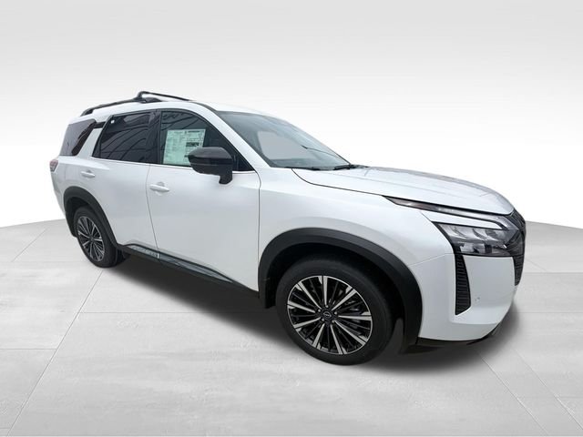 New 2026 White Nissan Platinum image 2