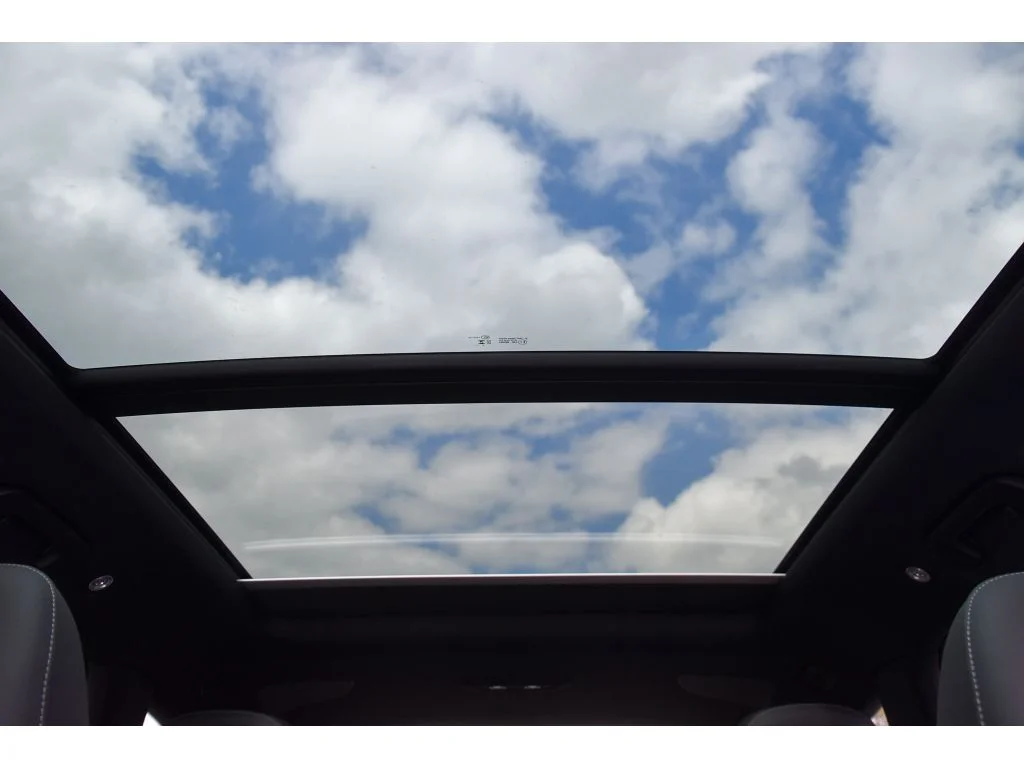 Used 2025 Gry Audi Premium Plus image 14