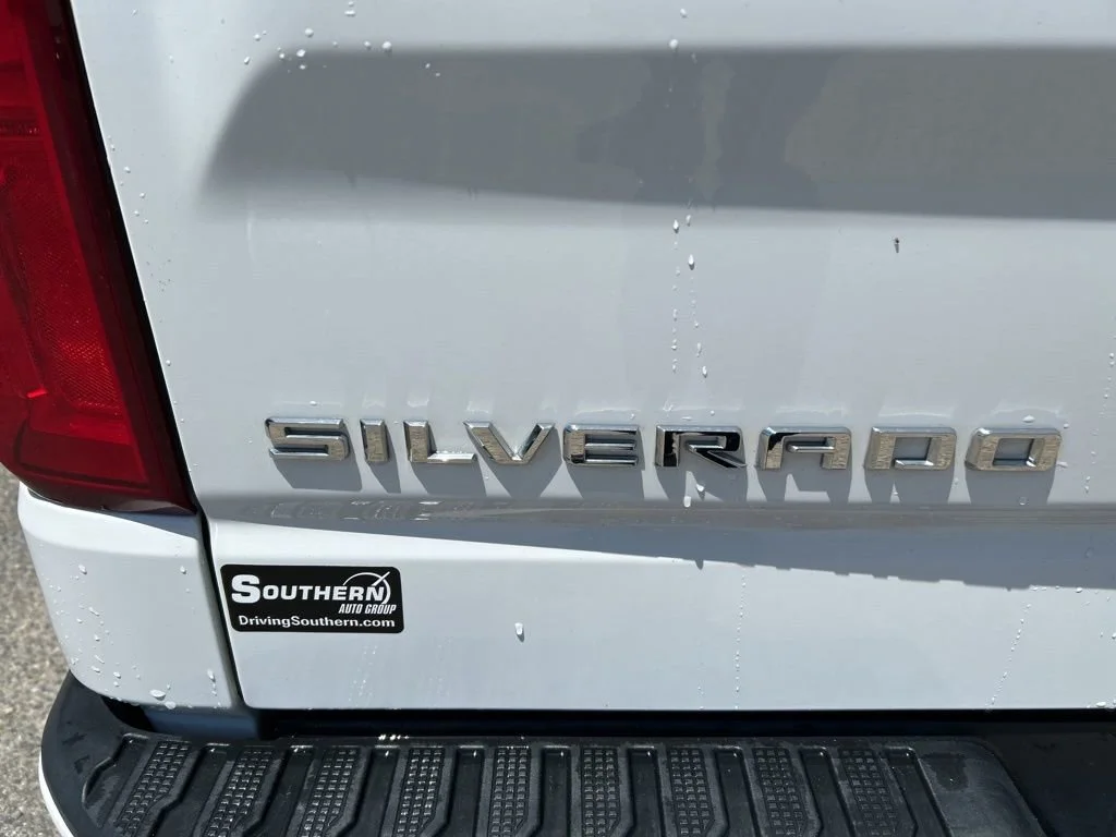2023 Chevrolet Silverado 1500 RST - Photo 11
