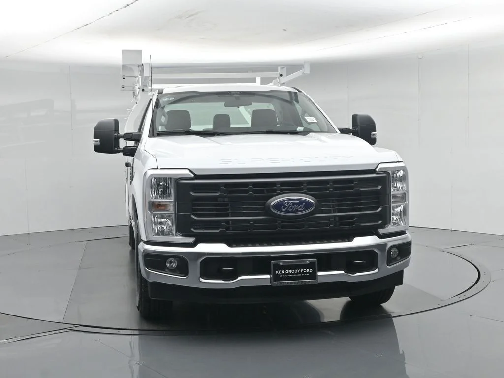 New 2026 White Ford XL image 31
